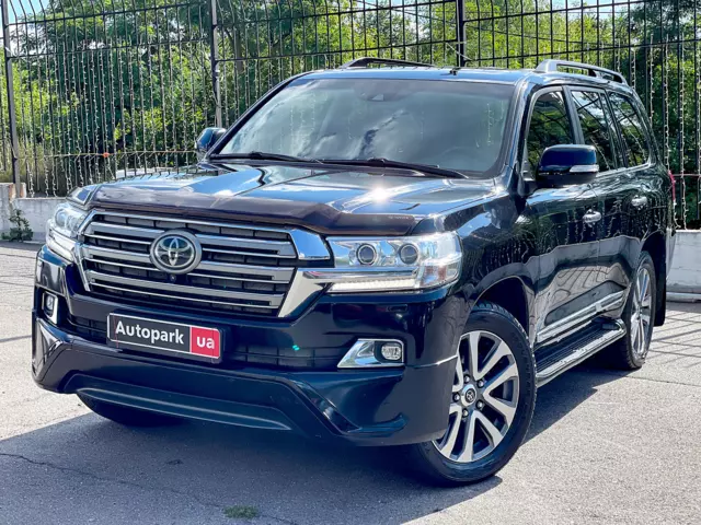 Toyota Land Cruiser 200, 2016 г.в.