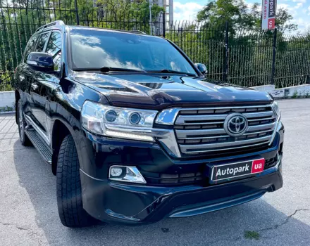 Toyota Land Cruiser 200, 2016 г.в.