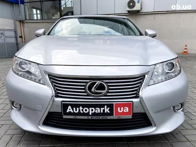 Lexus ES, 2014 г.в.
