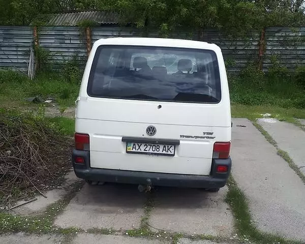 Volkswagen T4 (Transporter) груз-пасс., 2002 г.в.