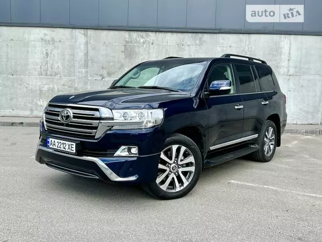 Toyota Land Cruiser 200, 2016 г.в.