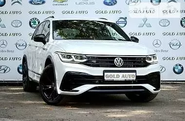 Volkswagen Tiguan, 2021 г.в.