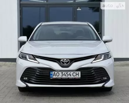 Toyota Camry, 2019 г.в.