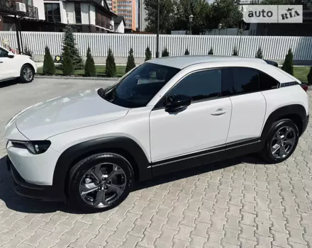 Mazda MX-30, 2020 г.в.