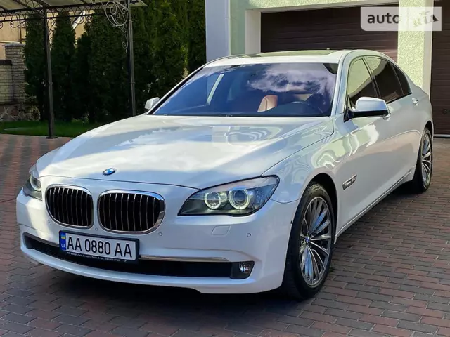 BMW 750, 2011 г.в.