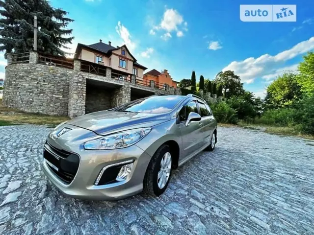 Peugeot 308, 2012 г.в.