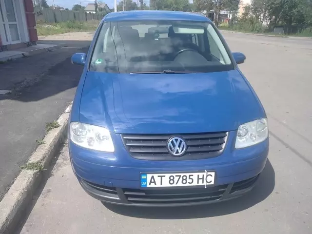Volkswagen Touran, 2004 г.в.