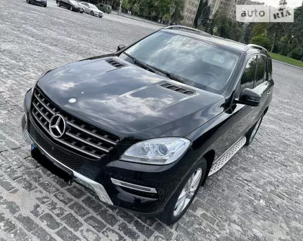 Mercedes-Benz ML 250, 2015 г.в.
