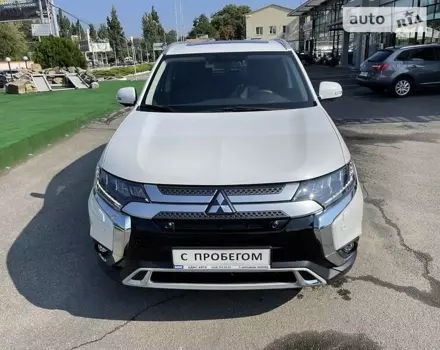 Mitsubishi Outlander, 2020 г.в.