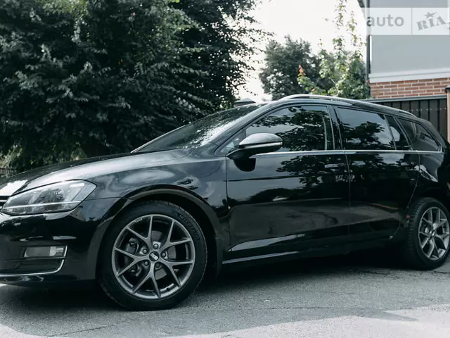 Volkswagen Golf Sportsvan, 2015 г.в.