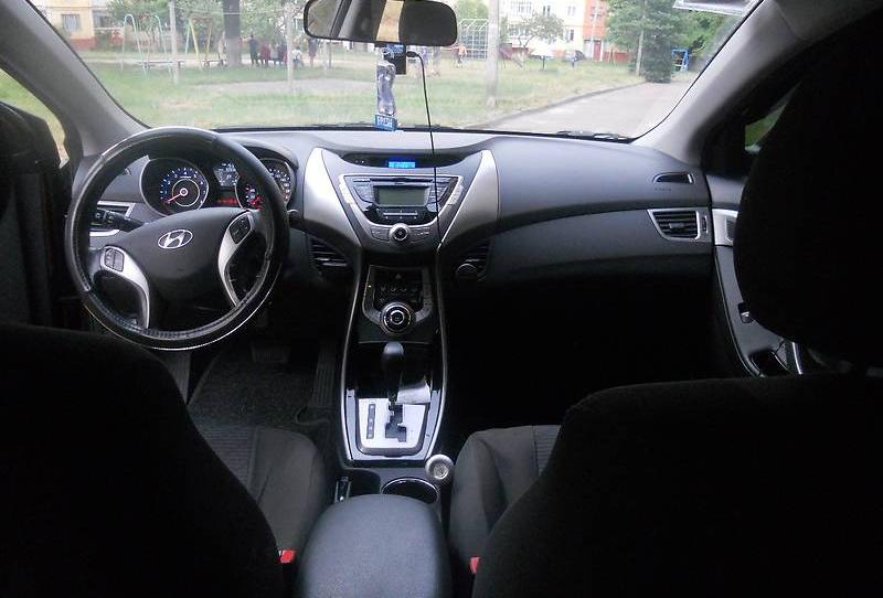 Hyundai Elantra 1.6i 2013