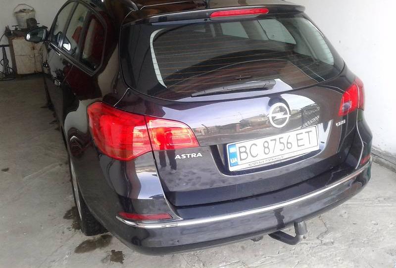 Opel Astra J 2013