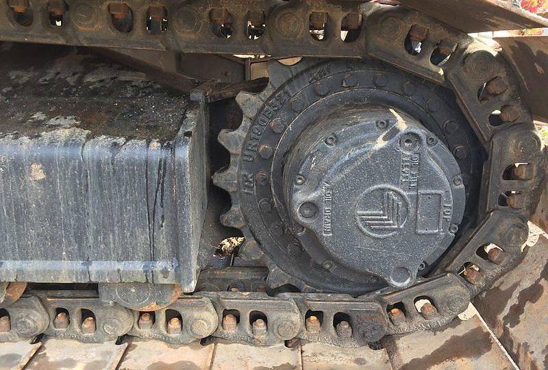 JCB JS 220 2010