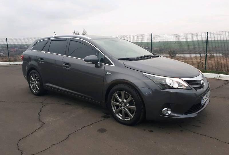 Toyota Avensis dcat 2012