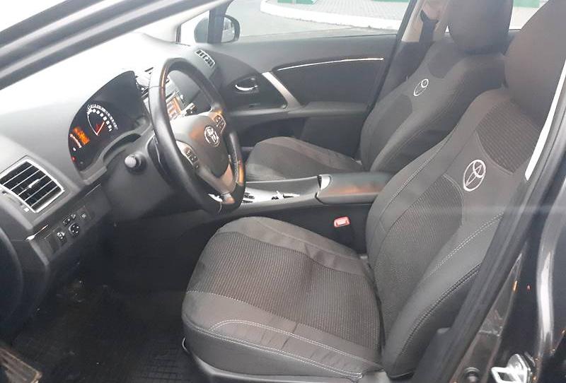 Toyota Avensis dcat 2012