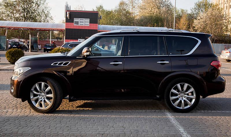 Infiniti QX56 2011