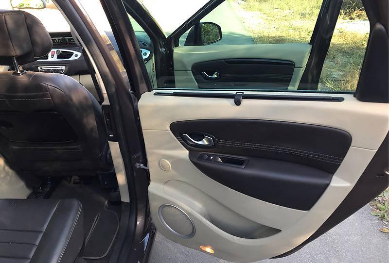 Renault Megane Scenic  BOSE  EDITION 2009