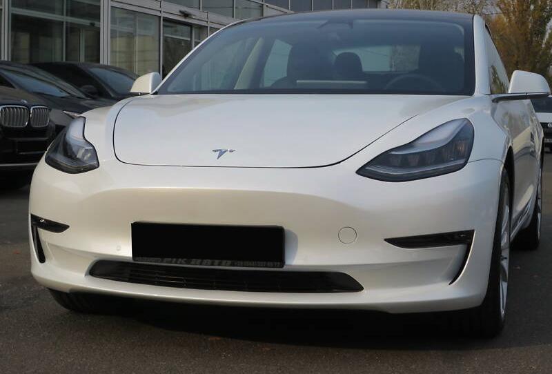 Tesla Model 3 2019