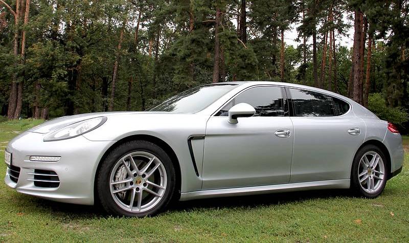 Porsche Panamera 4s  2013