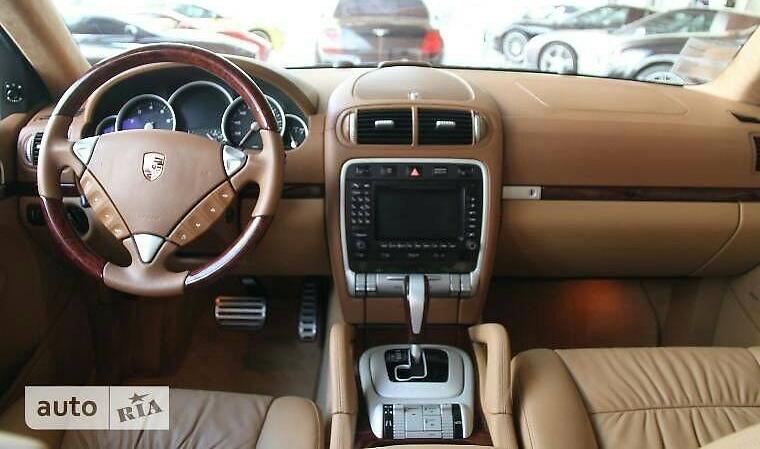 Porsche Cayenne Porsche Magnum  2008