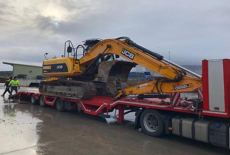JCB JS 220 2013