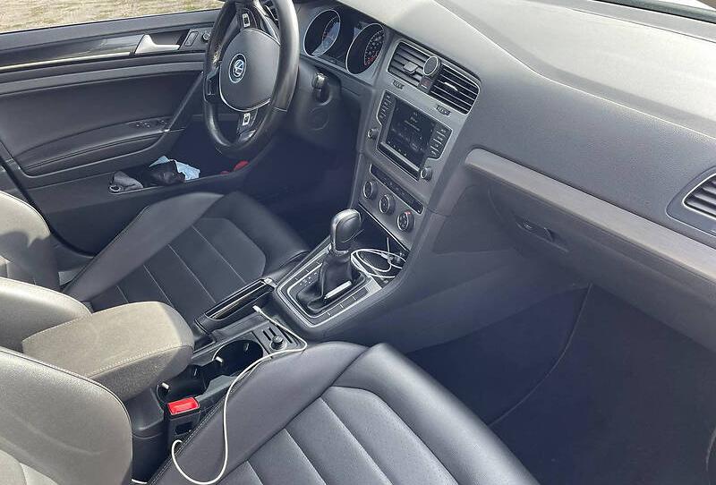 Volkswagen Golf VII 2015