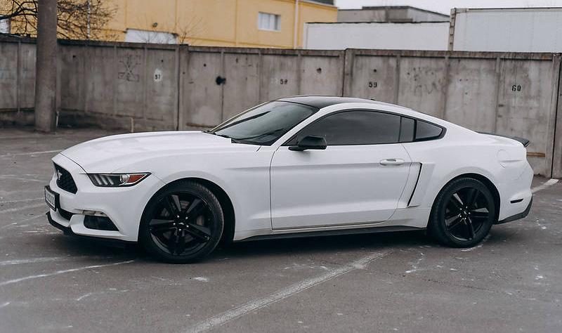 Ford Mustang Performance 2015