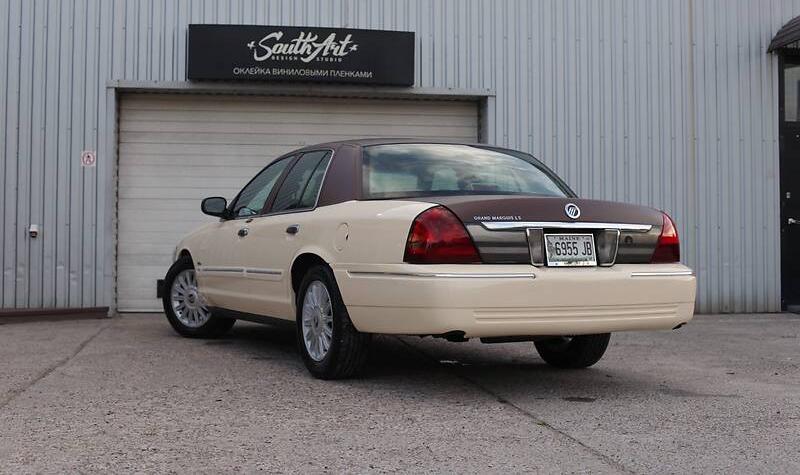 Mercury Grand Marquis 2010