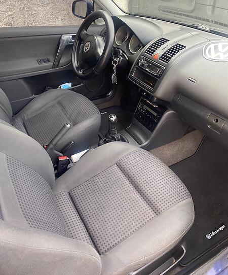 Volkswagen Polo 2000