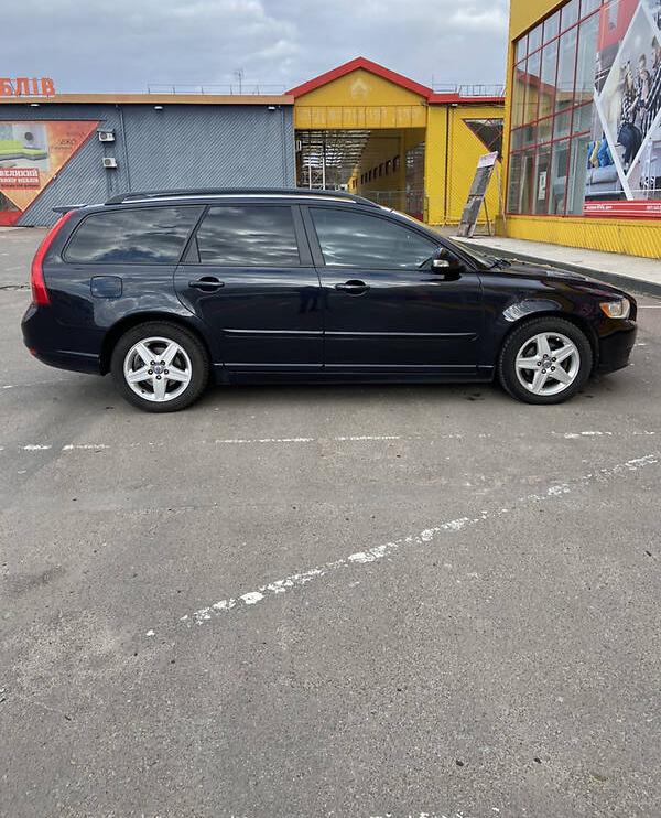 Volvo V50 2011