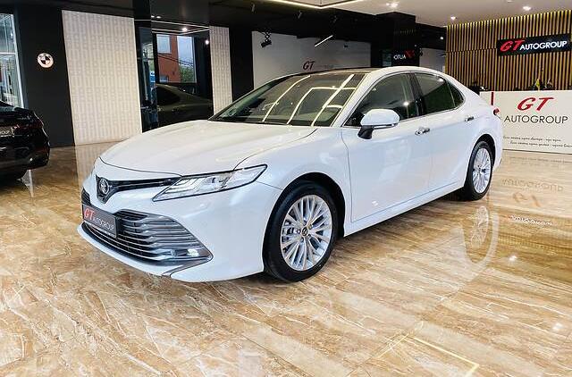 Toyota Camry MAXIMAL 2020 2019