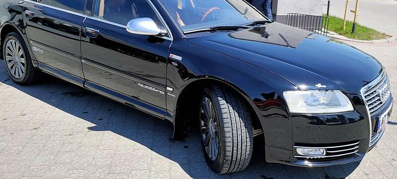 Audi A8 w12LongFUULDistronic 2005