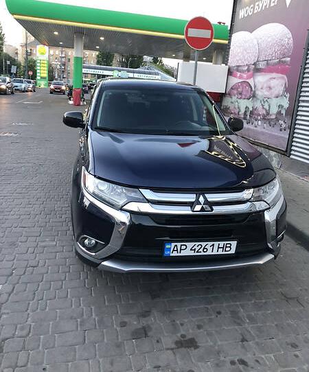 Mitsubishi Outlander 2015