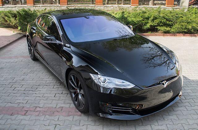 Tesla Model S P90D LUDICROUS 2015