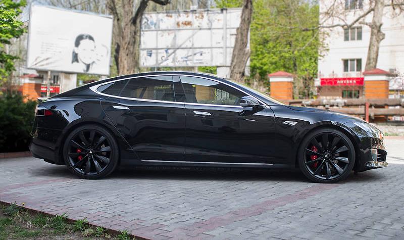 Tesla Model S P90D LUDICROUS 2015