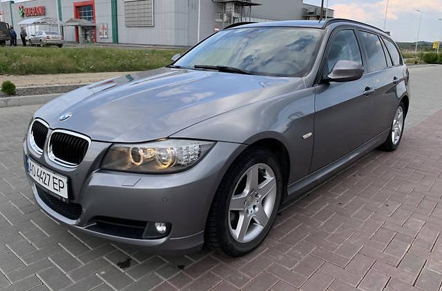 BMW 318 2012