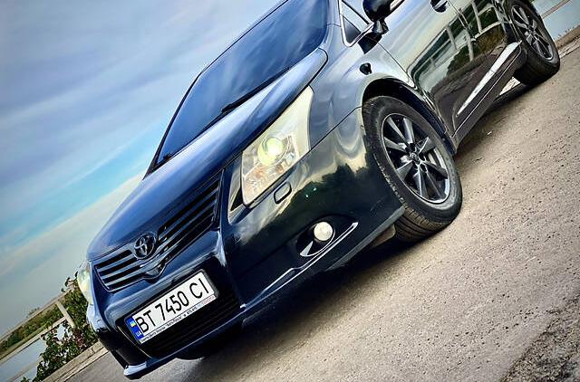 Toyota Avensis t27 2008