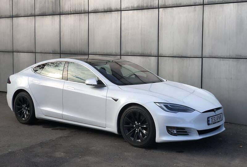 Tesla Model S 75D 2017