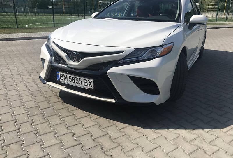Toyota Camry XSE     2019