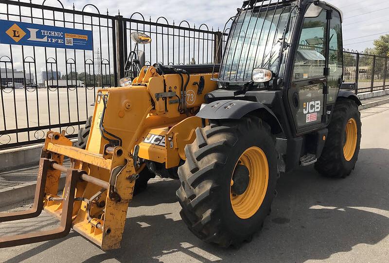 JCB 535-95 2013
