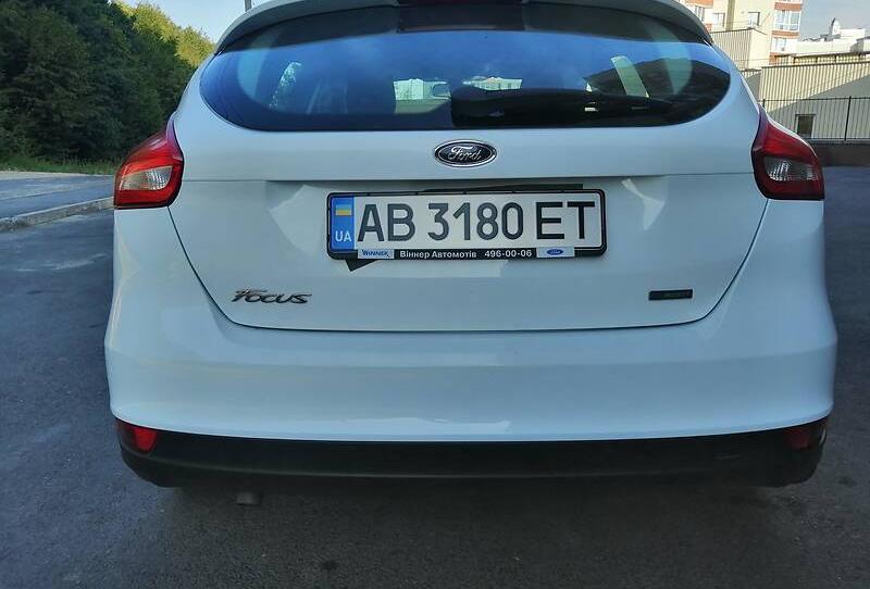 Ford Focus 1.0 Ecoboost MT  2015