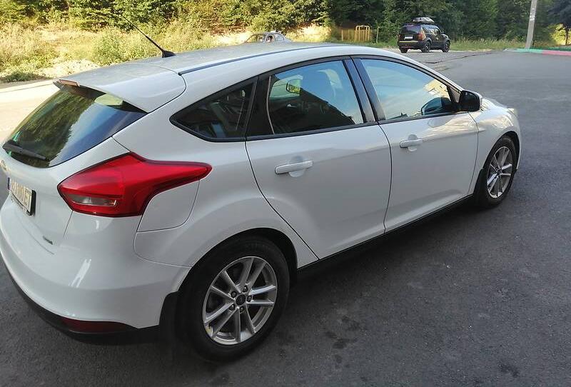 Ford Focus 1.0 Ecoboost MT  2015