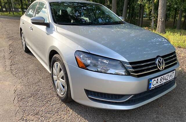 Volkswagen Passat B7 2012