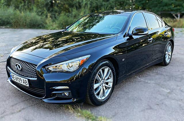 Infiniti Q50 2015