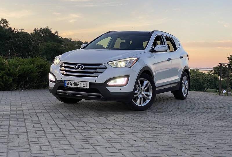 Hyundai Santa FE full 4WD 2013