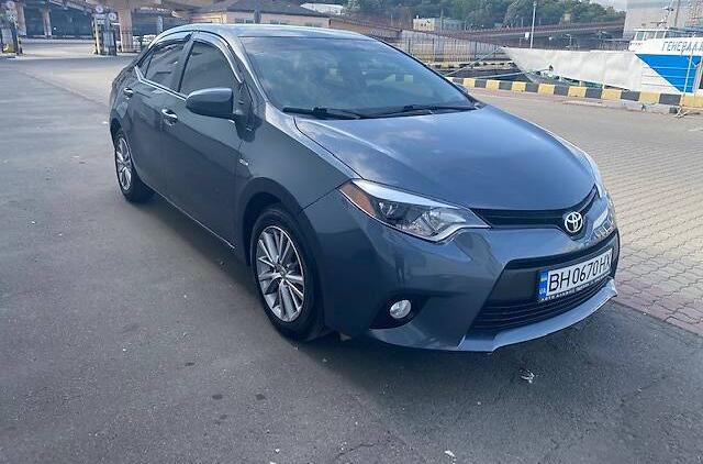 Toyota Corolla LE 2013