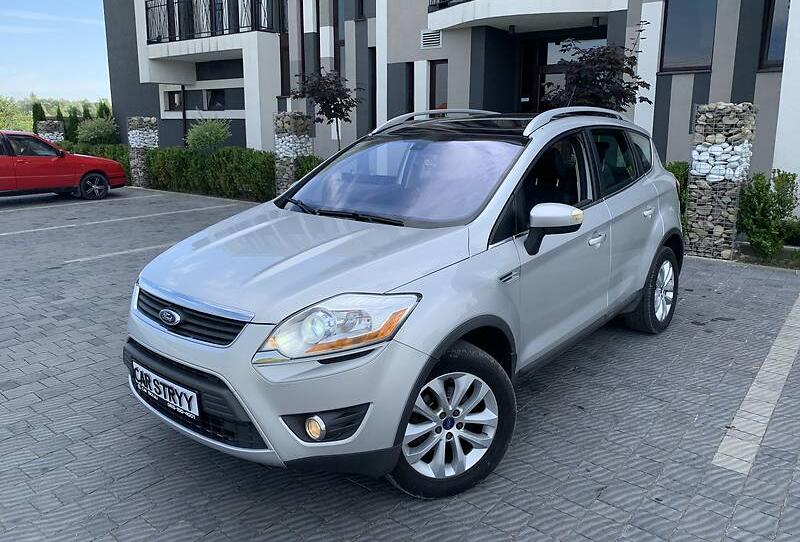 Ford Kuga 4 X 4  PANORAMA 2011