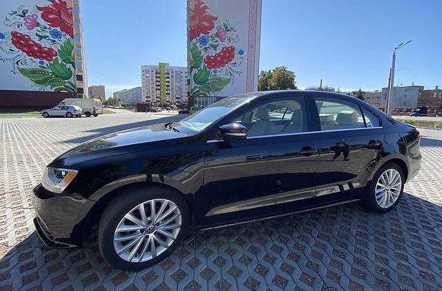 Volkswagen Jetta SEL 1.8 2015