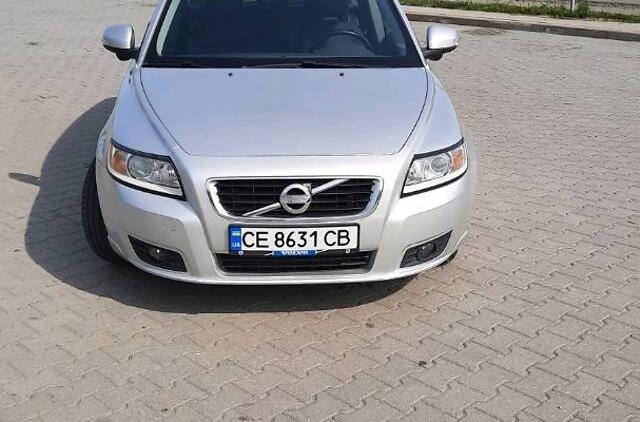 Volvo V50 2011