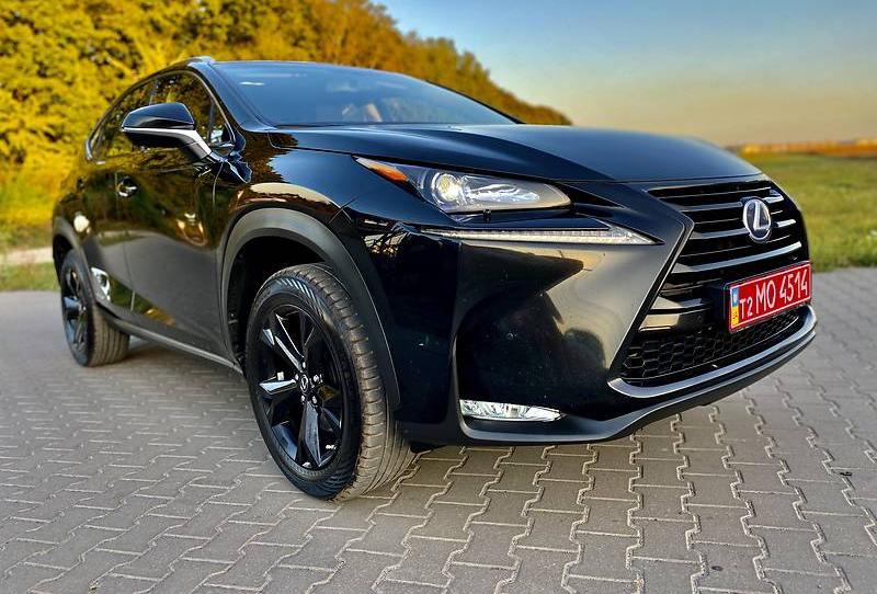 Lexus NX 300h Hybrid 2017